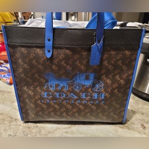 Coach Field Tote 40